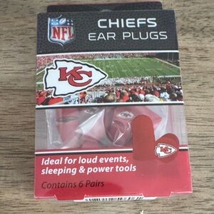 Northwest Chiefs Ear Plugs - Red latex free 32 dB six pair
